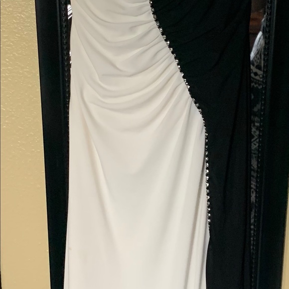 Cache long gown - Picture 2 of 4